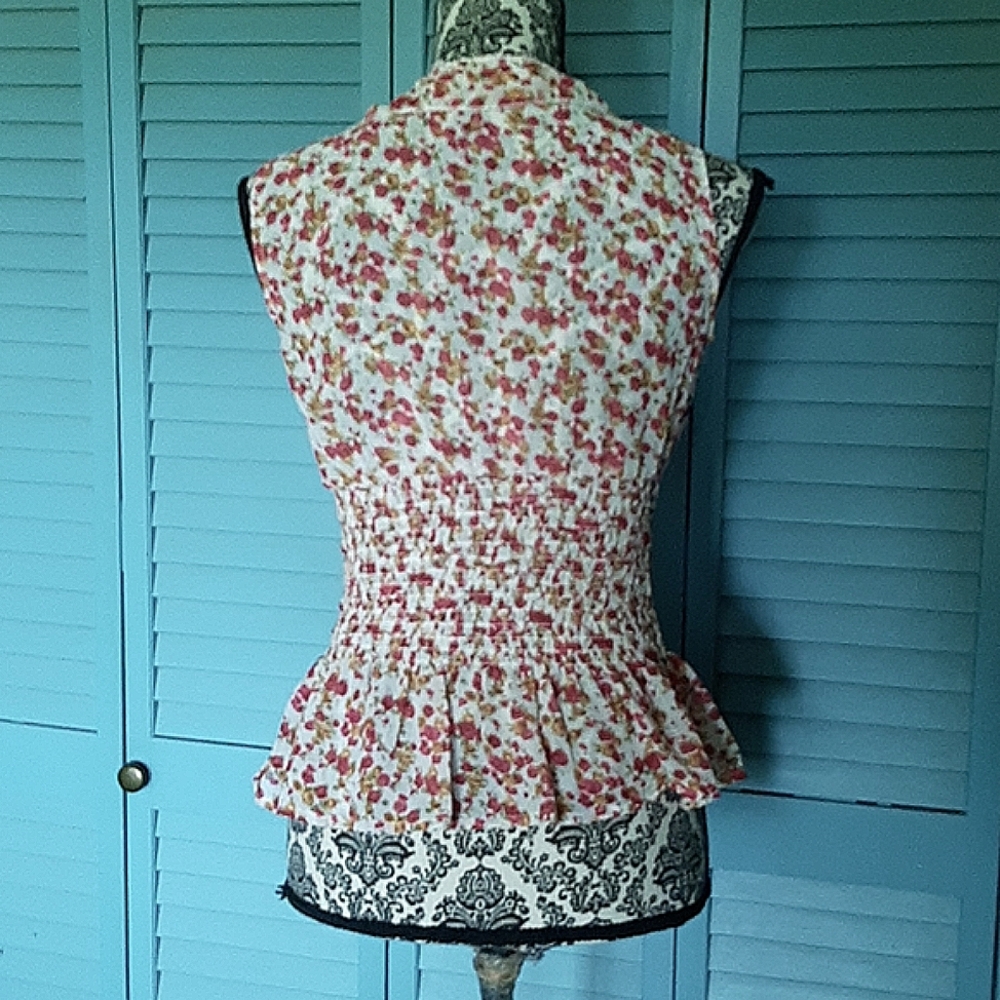New Look Ruffled Blouse - Picture 2 of 4